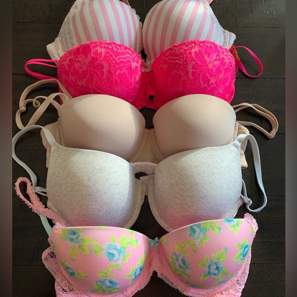 5 VS Bras all 32D except pink iconic stripe 34D